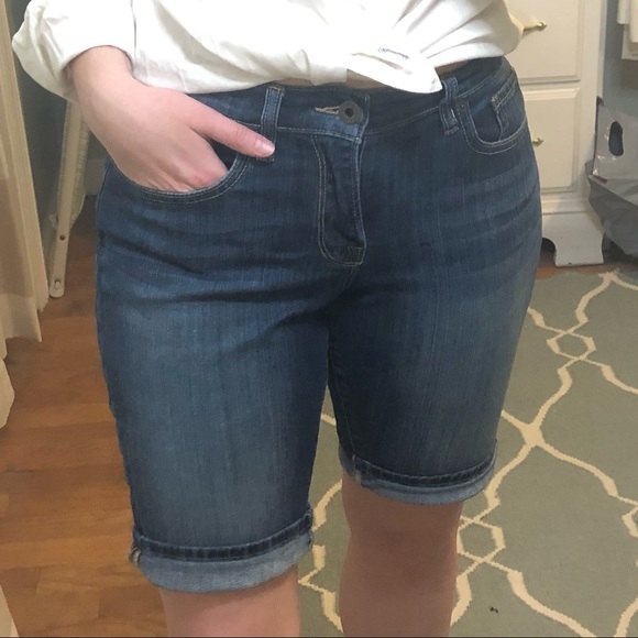 Lucky Brand Shorts - Picture 7 of 17